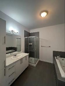 Joli condo 2 chambres - Boulevard des Grives - Photo 5