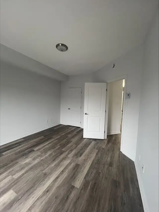 Joli condo 2 chambres - Boulevard des Grives - Photo 11