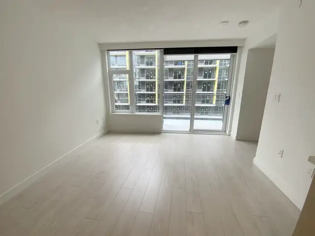 Richmond Central Location Air Conditioned 1 bed Condo for Rent! - Photo 2