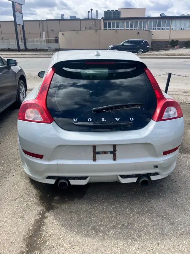 2012 Volvo C30 T5 Premiere plus ~ SAFETIED - Photo 2