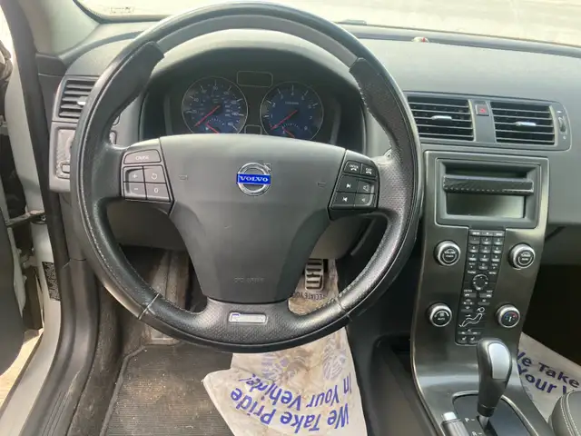 2012 Volvo C30 T5 Premiere plus ~ SAFETIED - Photo 8