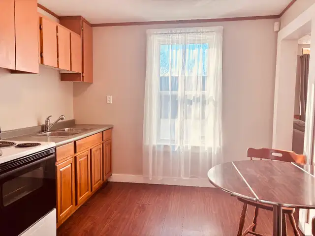 Furnished apartment. Logement meublé - Photo 3