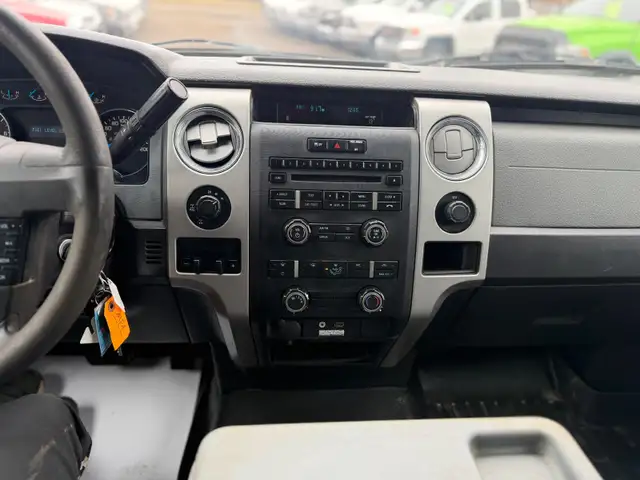 2014 Ford F-150 XLT 4X4 / 82,281 KM ! ONE OWNER NO ACCIDENTS ! - Photo 12