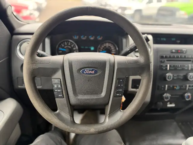 2014 Ford F-150 XLT 4X4 / 82,281 KM ! ONE OWNER NO ACCIDENTS ! - Photo 13