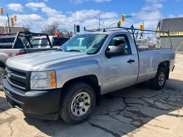 2010 Chevy SIlverado 1500 Reg cab 8 ft box ~ SAFETIED