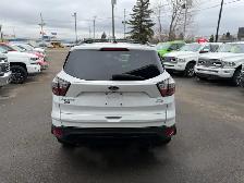 2018 Ford Escape SE AWD / LOW KILOMETRES / TWO-TONE INTERIOR - Photo 4