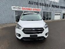 2018 Ford Escape SE AWD / LOW KILOMETRES / TWO-TONE INTERIOR - Photo 8