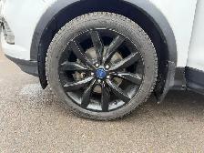 2018 Ford Escape SE AWD / LOW KILOMETRES / TWO-TONE INTERIOR - Photo 17