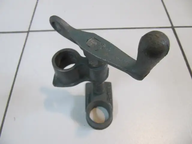 Craftsman Model 6674-2 & Brinks & Cotton Gluing Clamps 1950-60s - Photo 9