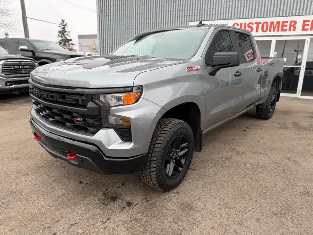 2023 Chevrolet Silverado 1500 CUSTOM TRAIL BOSS 4X4