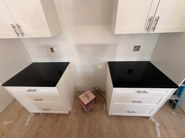 Black Plain Marble Countertop - Photo 4