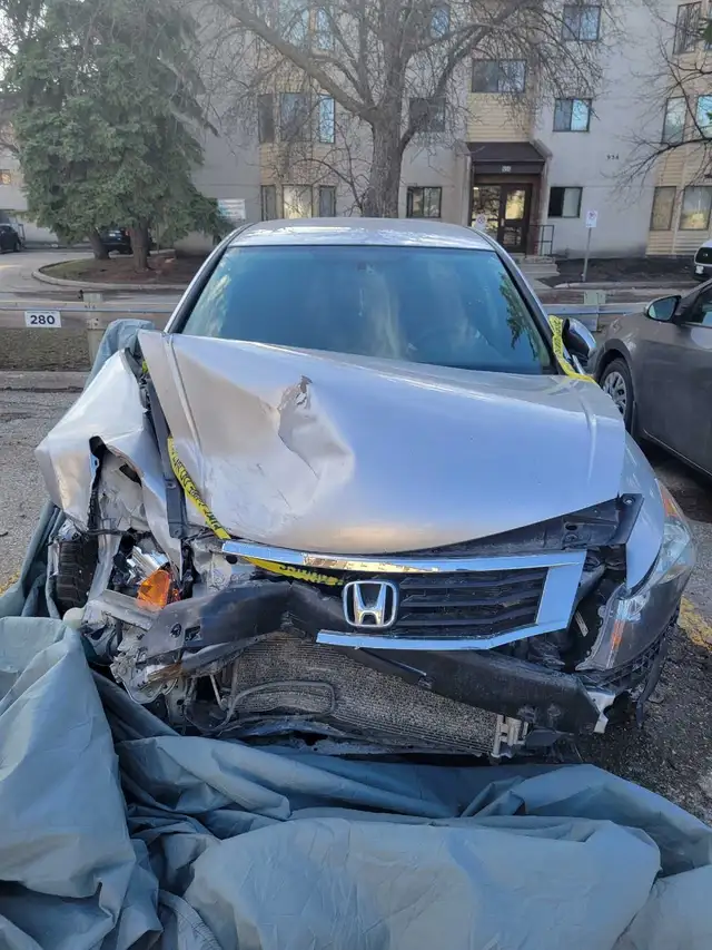 Honda Accord 2010 LX - Photo 4