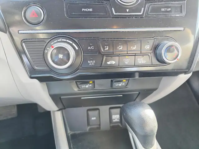 2013 Honda Civic Automatic Heated Seats Bluetooth Cruise Control - Photo 15