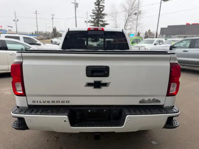 2016 Chevrolet Silverado 1500 HIGH COUNTRY/ 1 OWNER NO ACCIDENTS - Photo 4