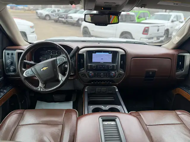 2016 Chevrolet Silverado 1500 HIGH COUNTRY/ 1 OWNER NO ACCIDENTS - Photo 11