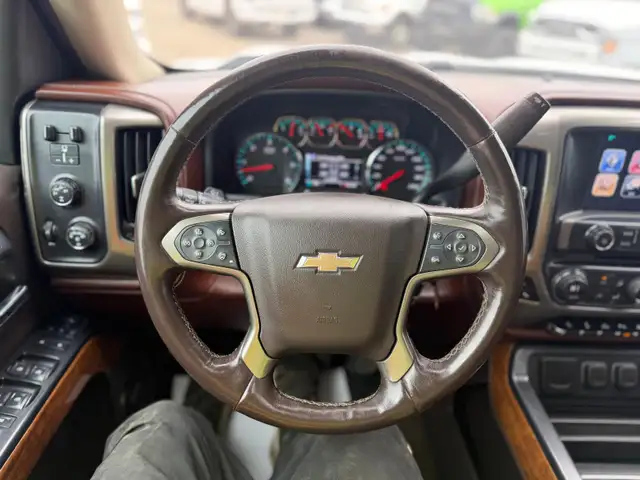 2016 Chevrolet Silverado 1500 HIGH COUNTRY/ 1 OWNER NO ACCIDENTS - Photo 12