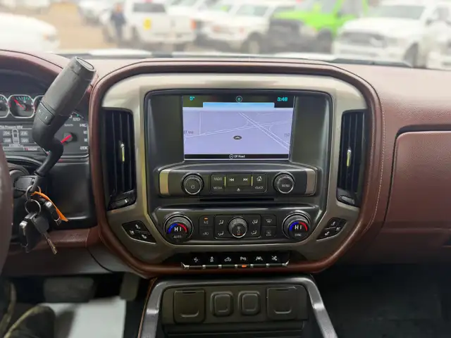 2016 Chevrolet Silverado 1500 HIGH COUNTRY/ 1 OWNER NO ACCIDENTS - Photo 13