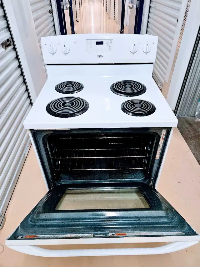 Inglis Electric Range - Will deliver - Photo 3