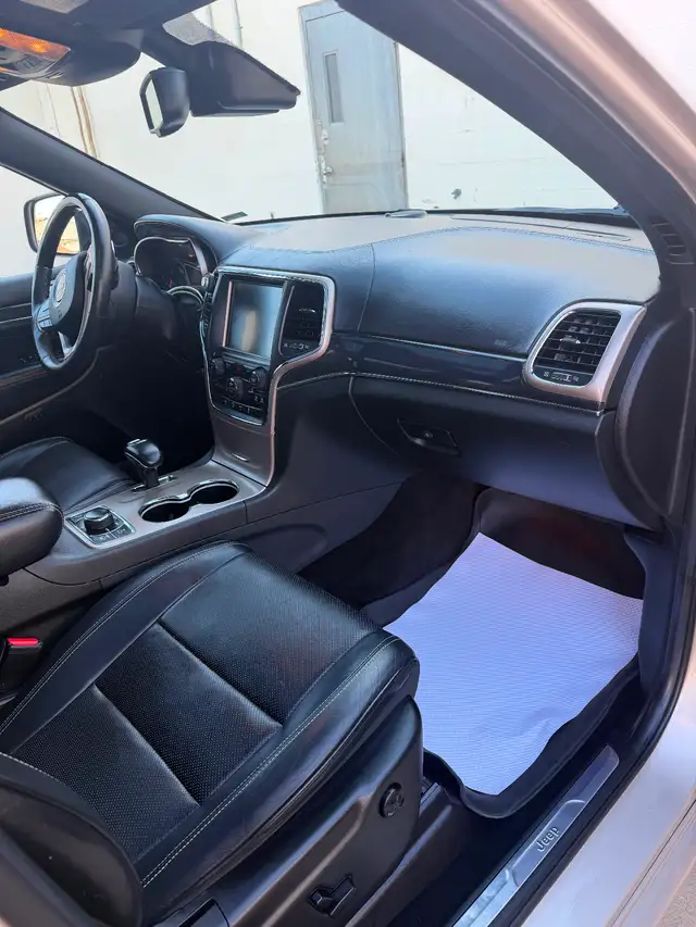 Jeep Grande Cherokee Overland EcoDiesel - Photo 7