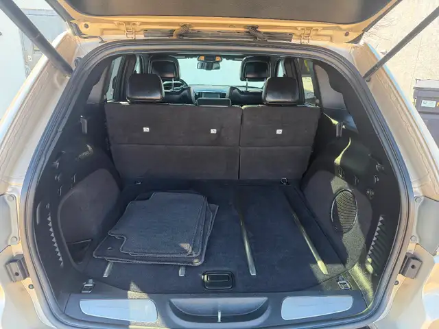 Jeep Grande Cherokee Overland EcoDiesel - Photo 9