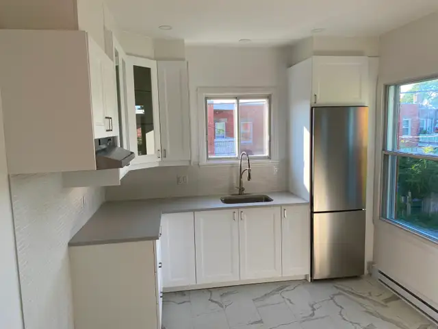 3 1/2 à louer , grand, ensoleillé et rénové