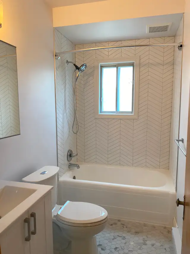 3 1/2 à louer , grand, ensoleillé et rénové - Photo 7