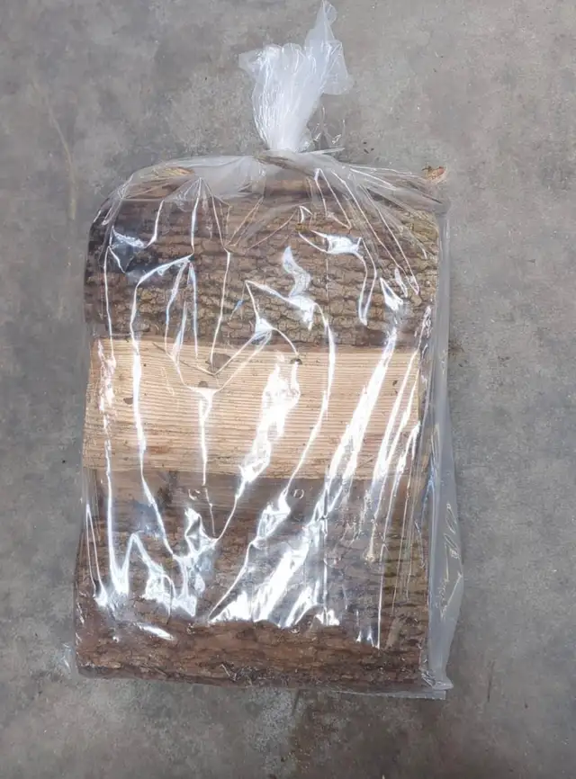 Cured Dry Hardwood 1.1 cu ft (20 or 40 Bags) Burlington: Deliver - Photo 3