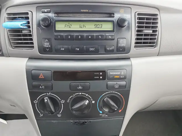 2005 Toyota Corolla Automatic One Owner Clean Carfax No Accident - Photo 14