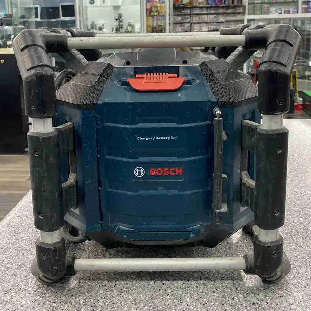 Bosch PB360S-C Jobsite Radio - Photo 4