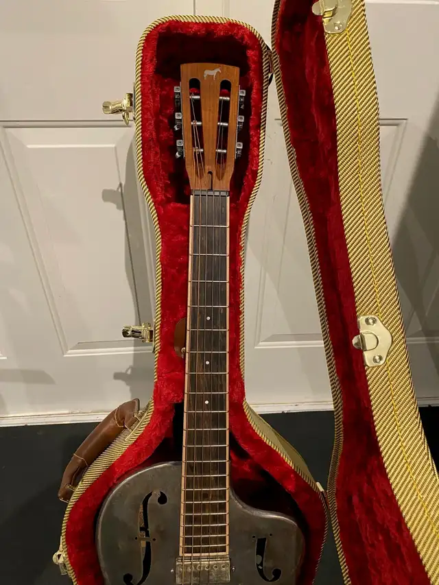 Mule Resonator Guitar w/ Pick-up - Photo 4