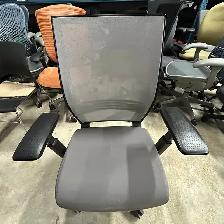 SitOnIt Amplify Mesh Chair-Call Us Now!