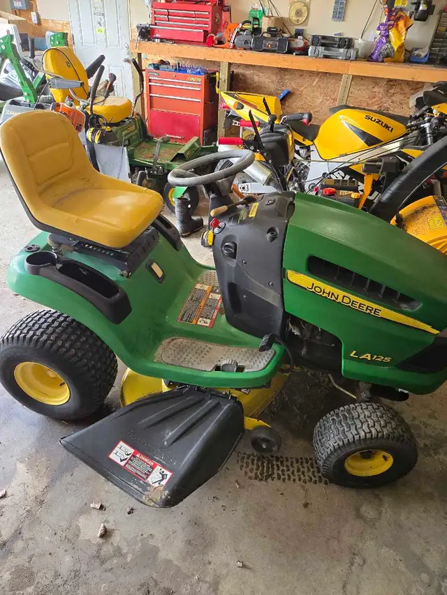 John Deer Lawn Mower