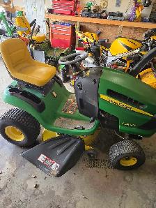 John Deer Lawn Mower