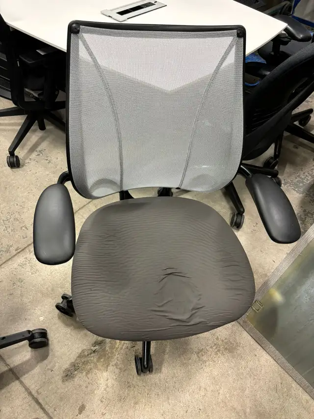 Humanscale Liberty Task Chair! - Photo 2