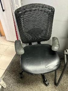 Teknion Contessa Leather Chair!