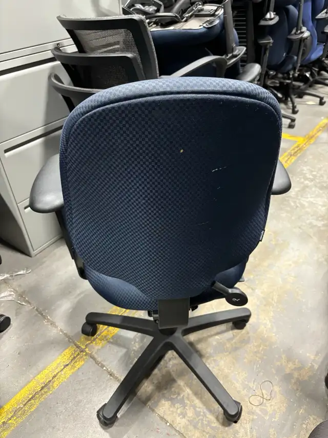 ErgoCentric GeoCentric Mid Back Multi-Tilt Series! - Photo 4