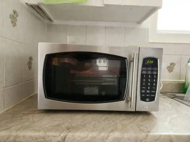 Micro-wave oven
