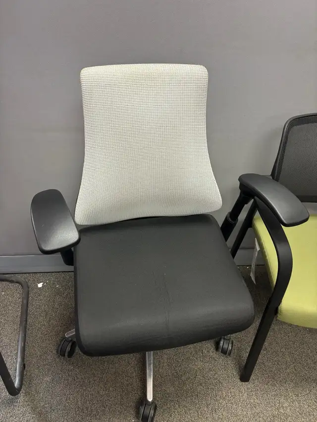 Global Spree Medium Back Synchro-Tilter with Mesh Back Chair! - Photo 4