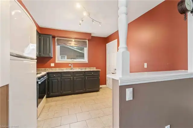 $2450.00  Beautiful Three Bedroom Unit for Rent in Secord Woods - Photo 8