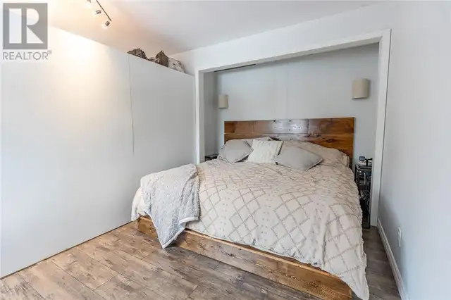 4 plus 1 bedroom House for Sale - Photo 13