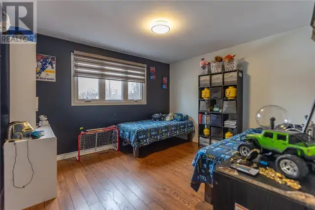 4 plus 1 bedroom House for Sale - Photo 15