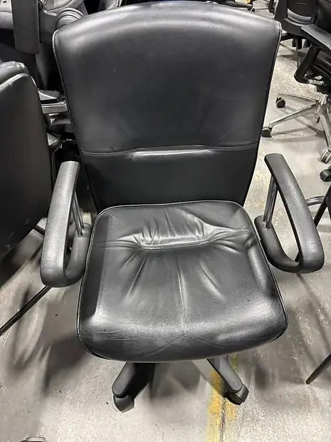 Tayco Leather Chair!