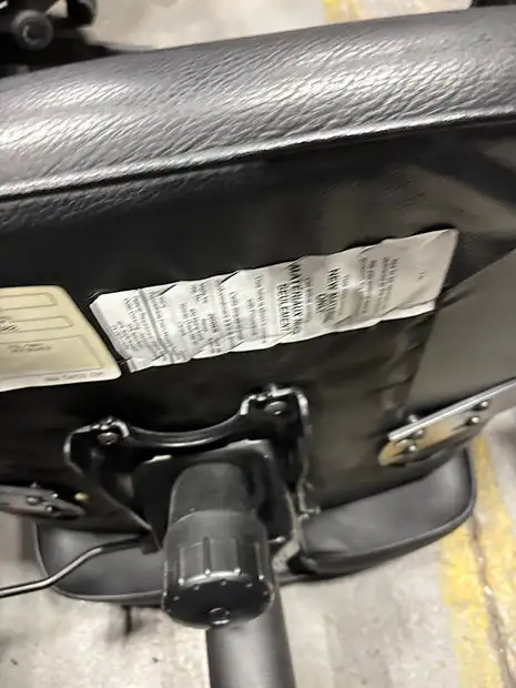 Tayco Leather Chair! - Photo 6