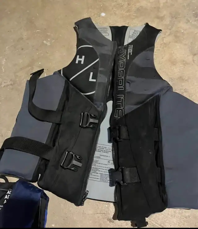 Inflatable boat with extras - Photo 9