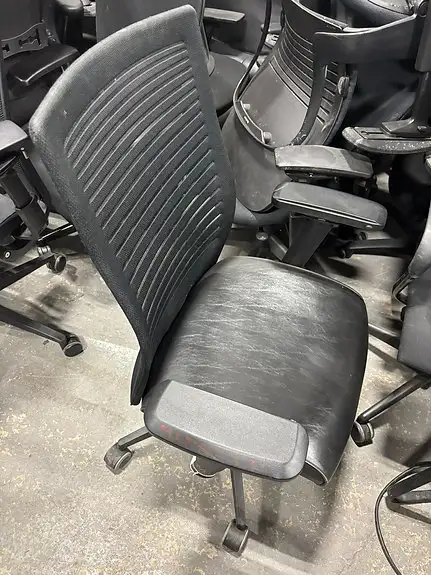 Global Loover High Mesh Back Office Chair! - Photo 3