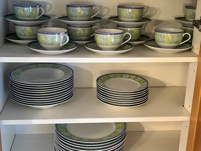 dishes set