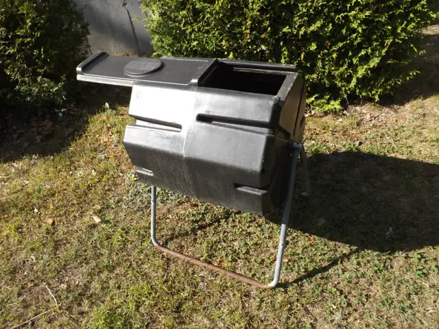 Composters - 2 - Photo 4