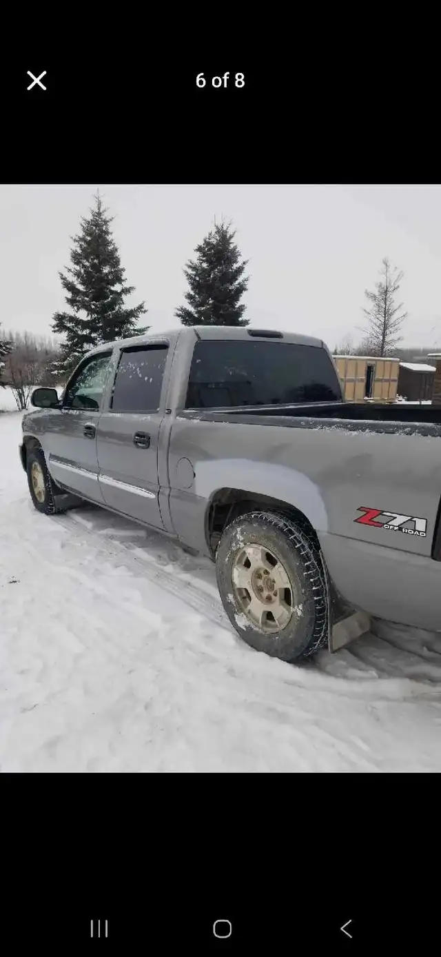 2006 and 2005 Chevy Silverado 4x4 - Photo 3