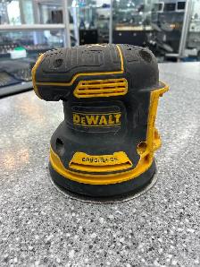 Dewalt DCW210 20V Palm Sander