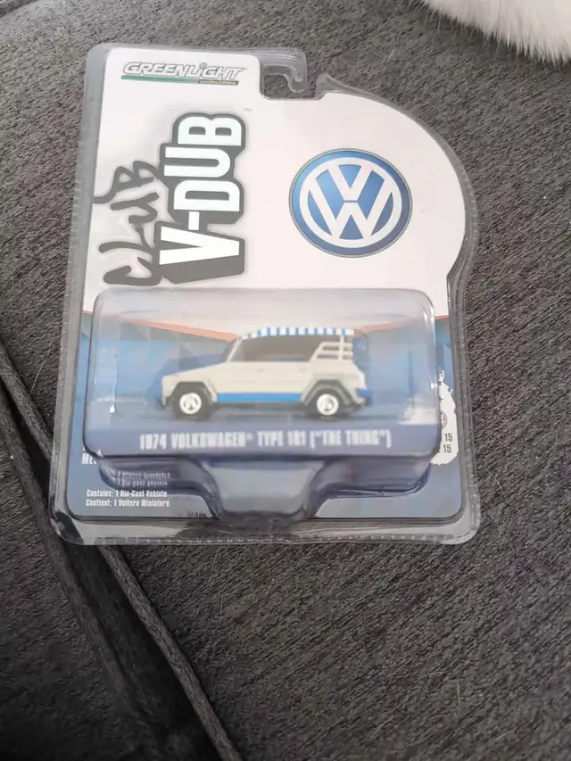 4 die cast cars for sale - Photo 2